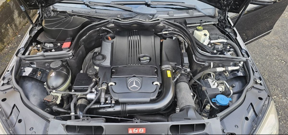 Mercedes-Benz Automobili: MERCEDES BENZ C250 – Usato da Gränichen venduto da R.7 5