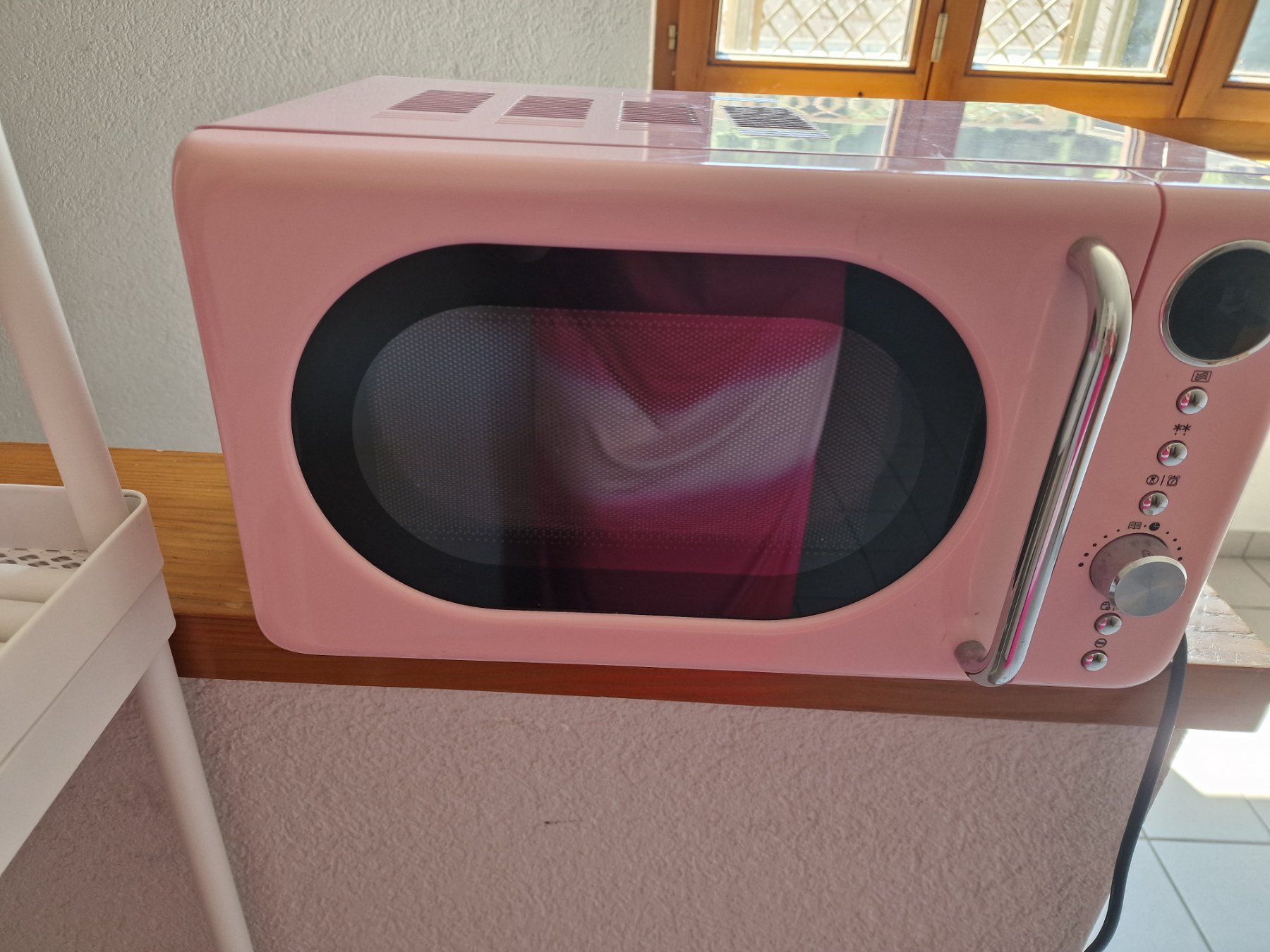 SilverCrest Appareils de cuisine: Mikrowelle pink – D'occasion à Uerkheim par Lissy176