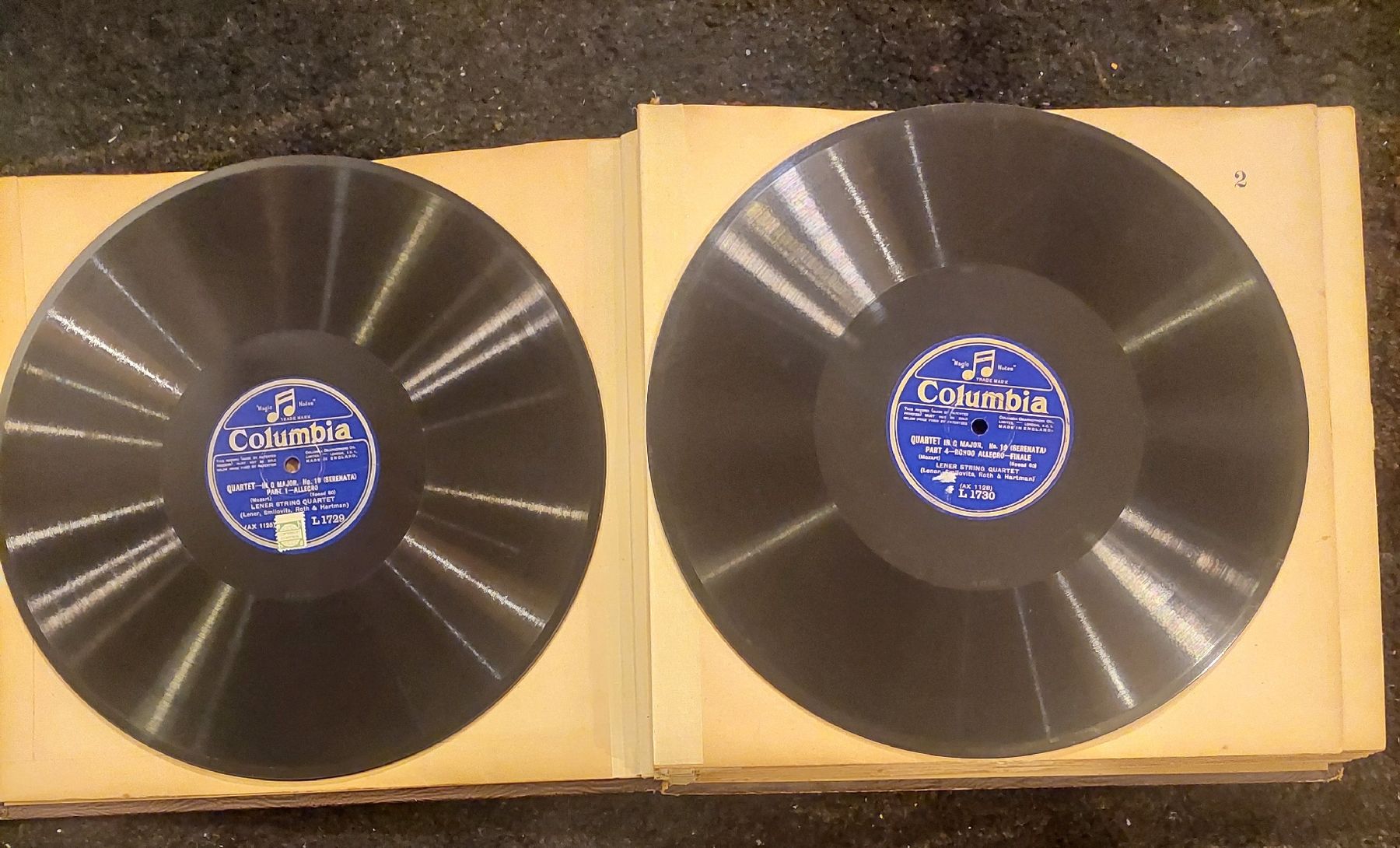 Vinyles: 12x 25cm Schellackplatten mit yiddischer Misik/Interpreten – D'occasion à Zürich par Cortin 1