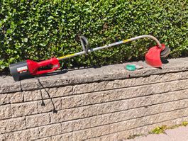 Älterer elektrischer Rasentrimmer günstig abzugeben!
