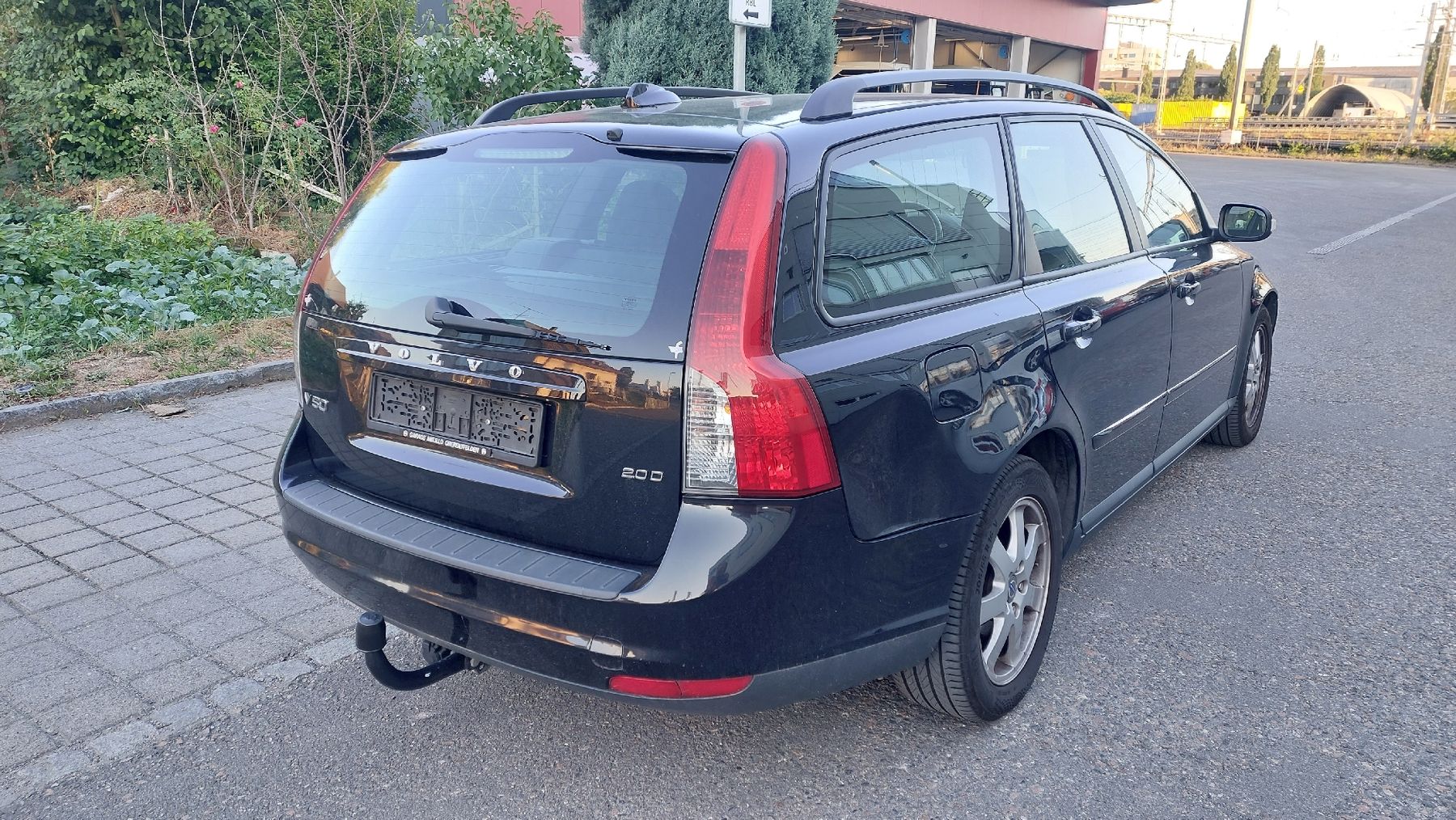Volvo Automobili: Volvo V50 2.0d  – Usato da Niederlenz venduto da SciroccoUrquattro 2