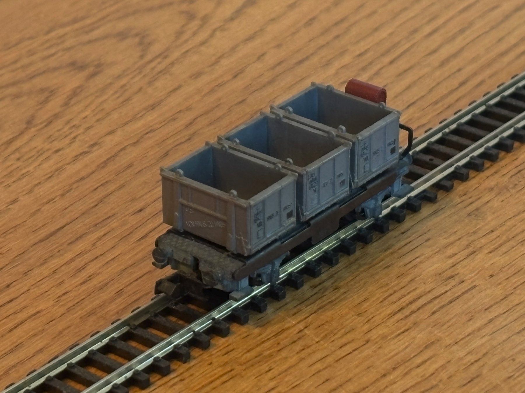 Modellini di ferrovie: e1671: Güterwagen (Spur N) – Usato da Birsfelden venduto da Birs_25 2