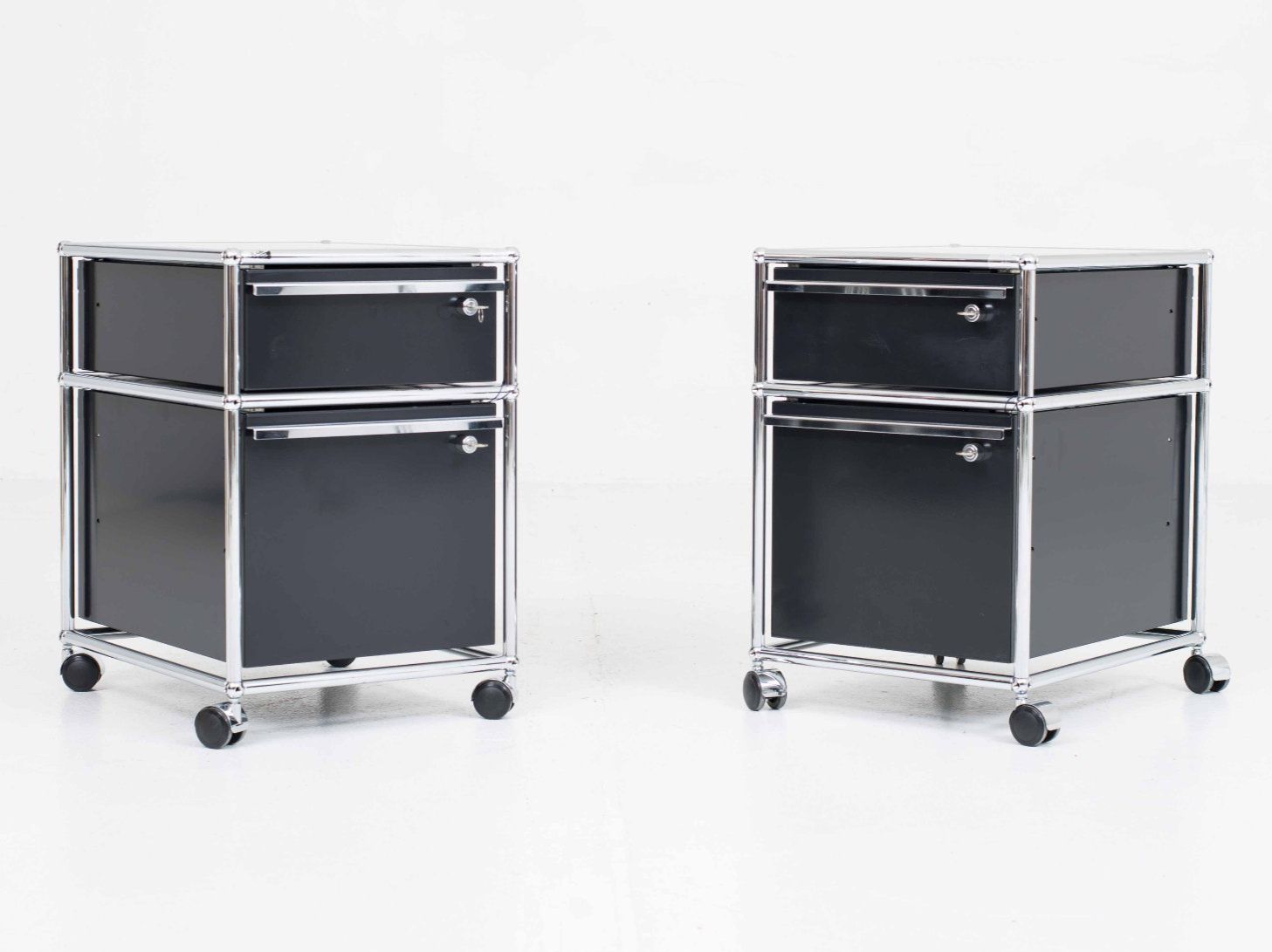 USM Korpus: USM Rollcontainer in Graphitschwarz – Gebraucht aus Zürich von STUZH38
