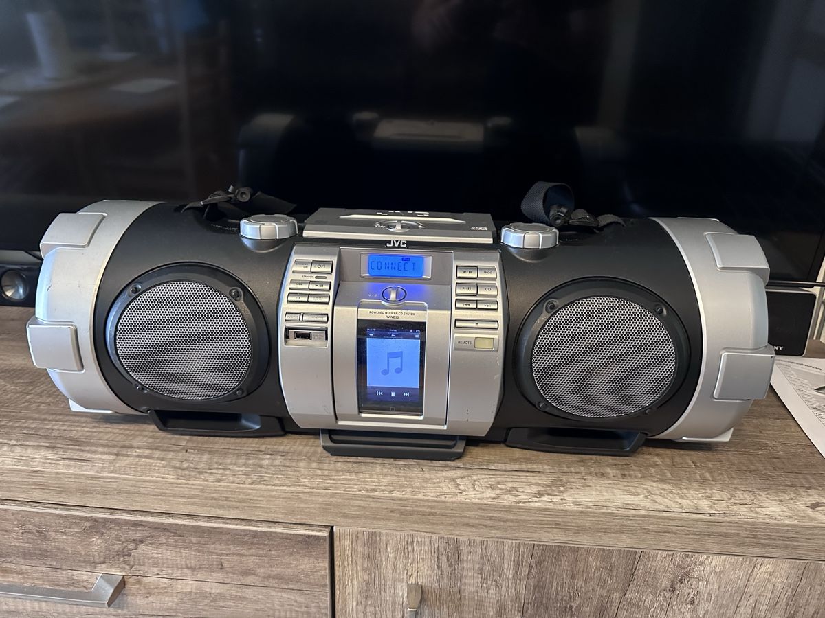 JVC RV-NB50 Boomblaster - CD, usb,Radio, iPod Dock (Gebraucht) in ...