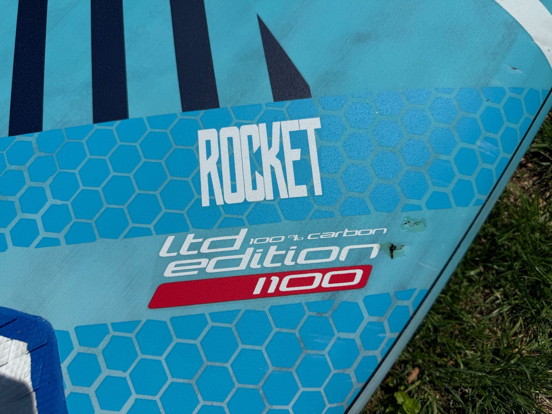 Tavole da surf e di nuoto: Komplettes Surfset Tabou 125 Rocket mit 3 Segel u. Gabelbaum – Usato da Greifensee venduto da RaumZH 2
