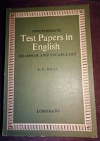 Livre d'anglais: "Intermediate Test Papers"