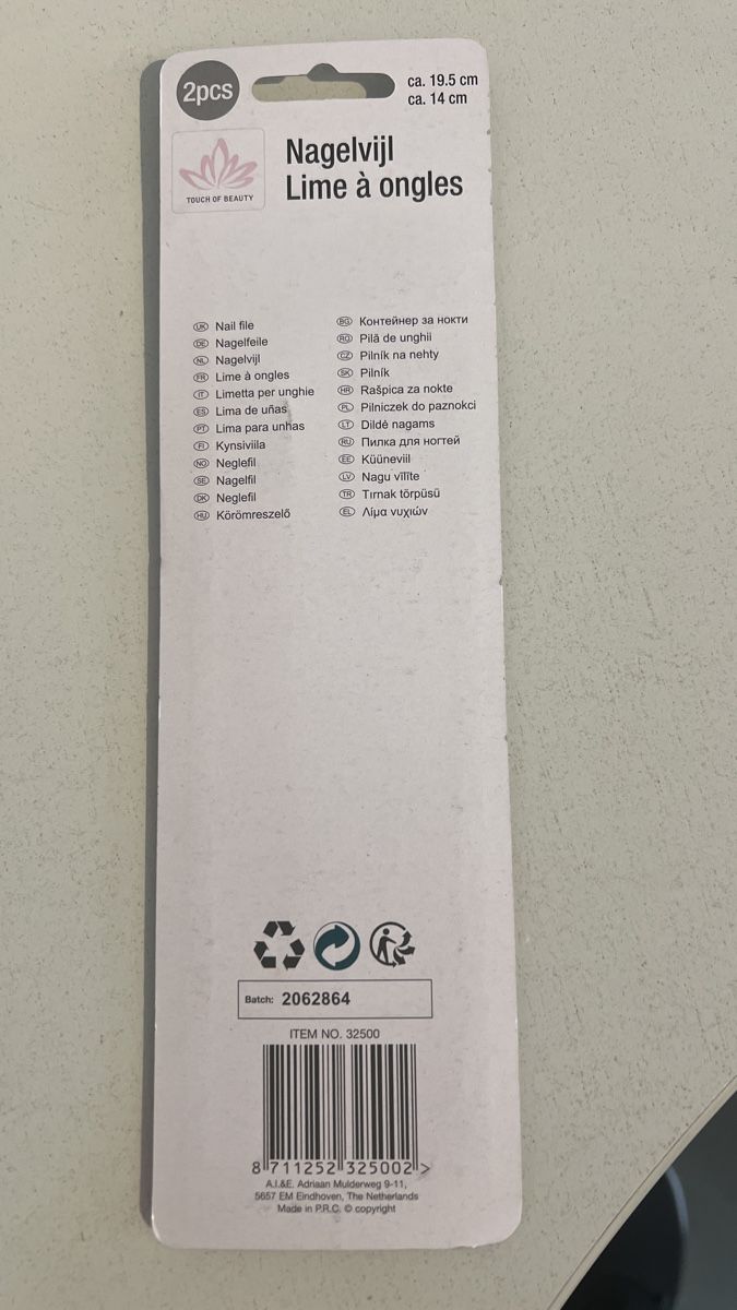 Maniküre: NEUE NAGELFEILE AB FR. 1.- – Neu und originalverpackt aus Zürich von sepp69 1