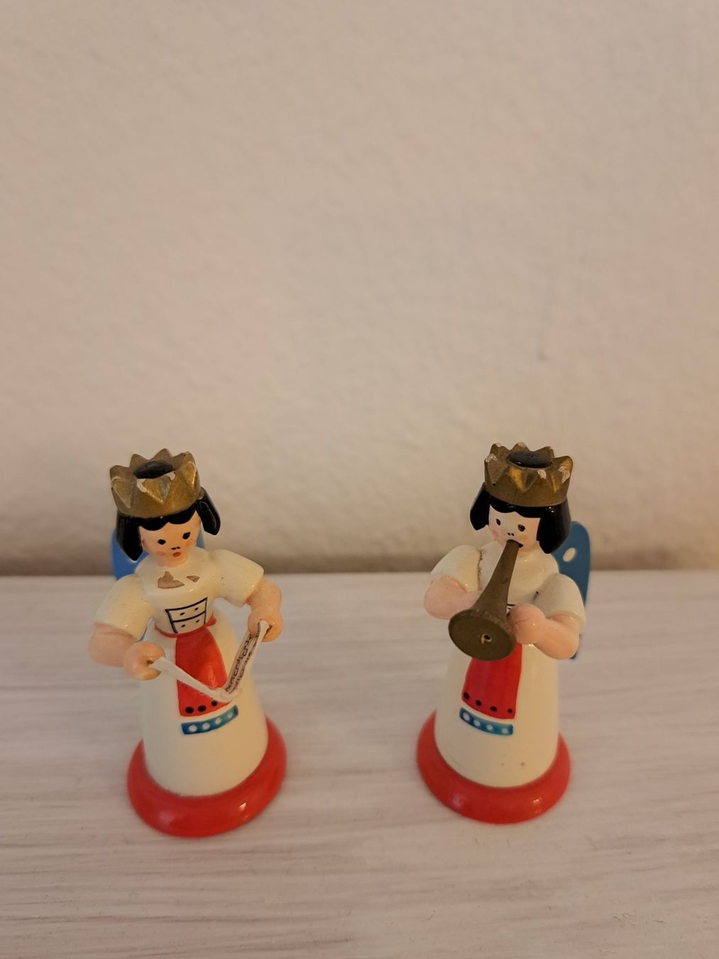 Statuette: 2 alte Holzengelchen – Usato da Grüningen venduto da Tappio