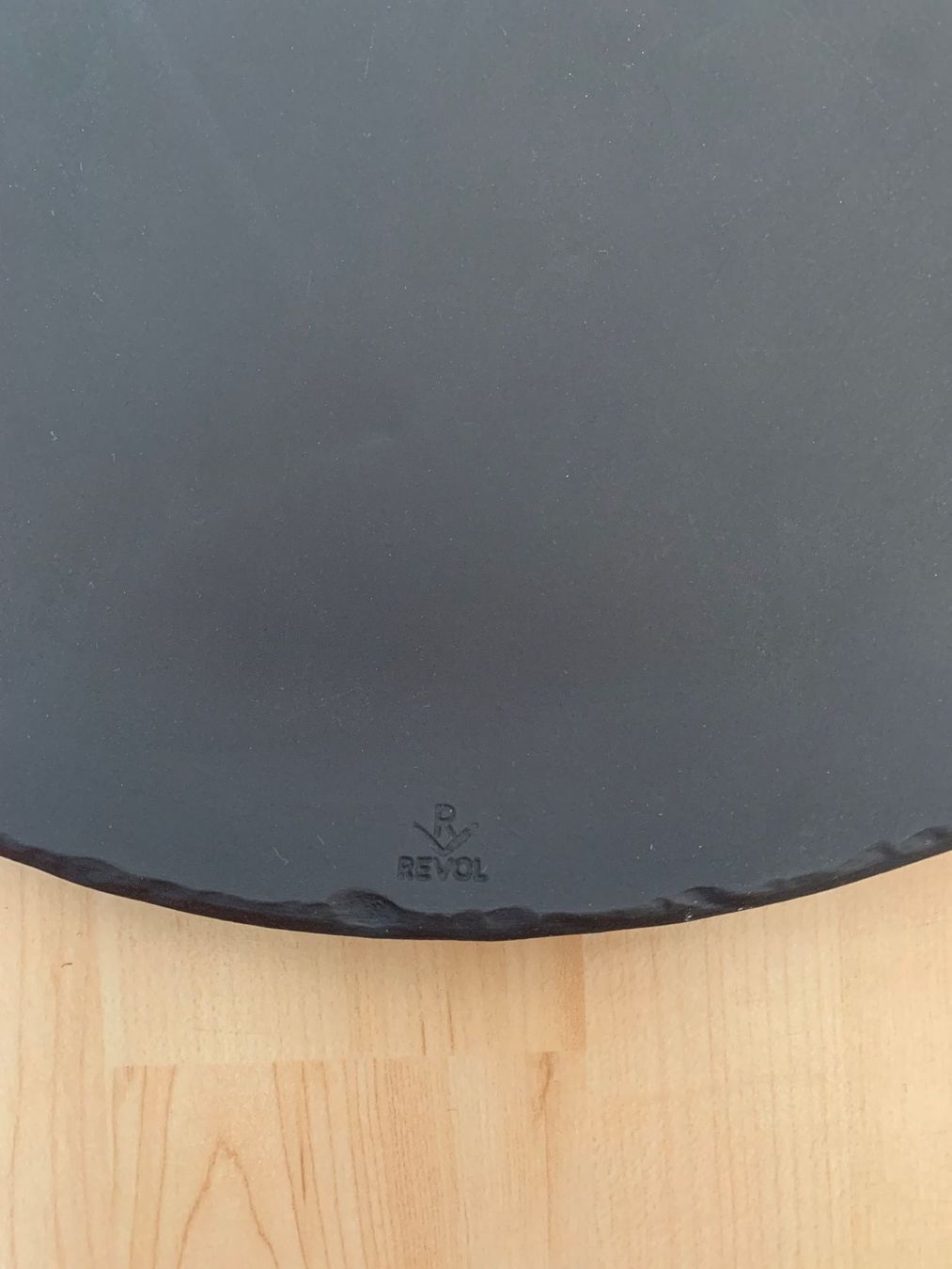 Teller: Teller / Platzteller / Platte Schiefer Revol 32 cm – Gebraucht aus Watt von Achalm4ever 1