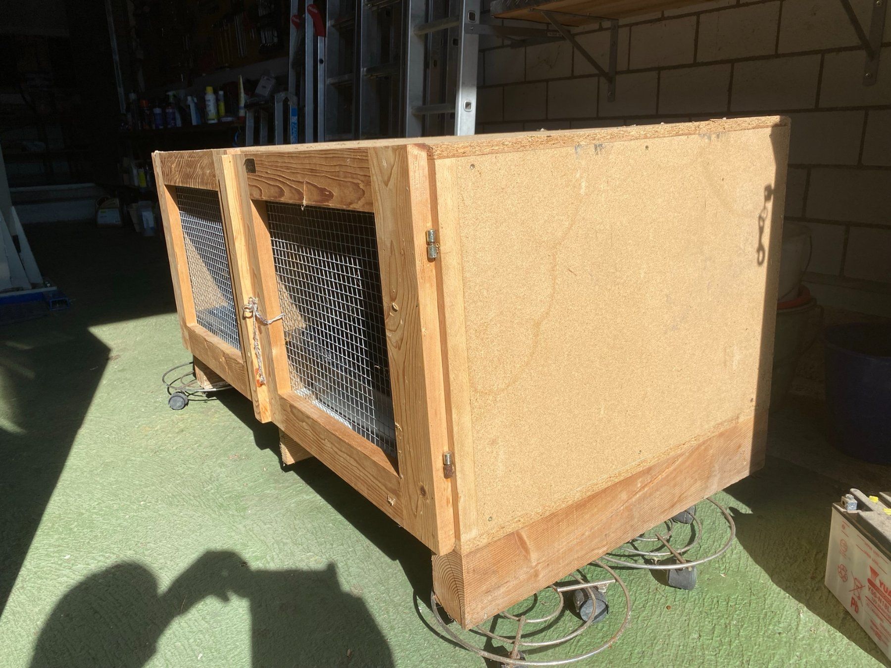 Cages, transport & sécurité: Kleintierstall Kannichen Meerschweinchen – D'occasion à Bertschikon par hilti208 1