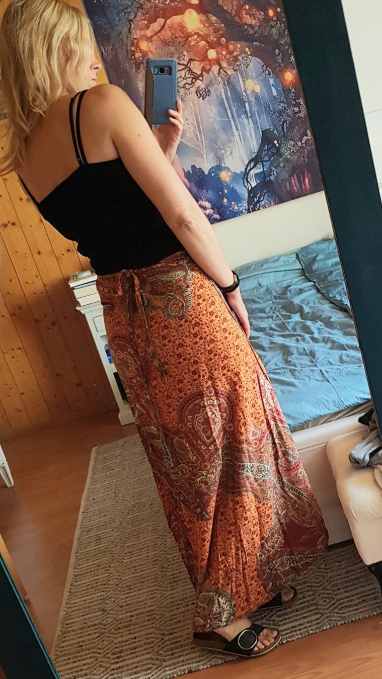 Gonne: Boho Wickelrock Paisley Muster S-M Viscose – Usato da Menznau venduto da Valinor 2
