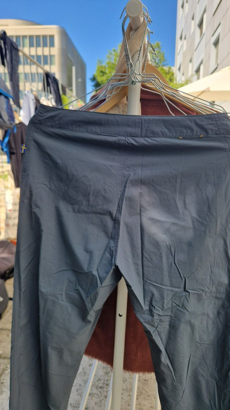 Fjällräven Pantalons: Fjällräven Sommer Wanderhosen – D'occasion à Zürich par vanessa_A 2