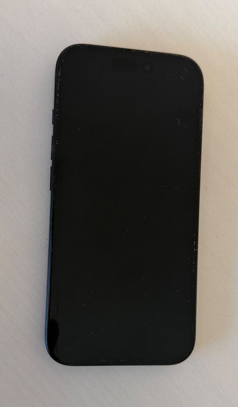 Apple Portables: iPhone 16 128 GB Black – D'occasion à Niederhasli par Hapebe 4