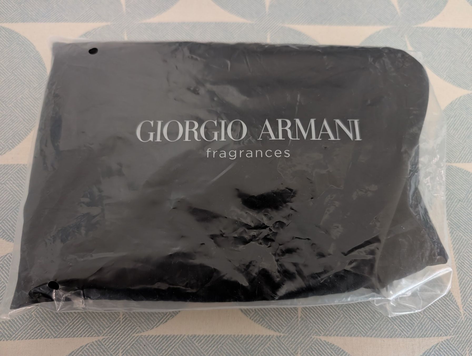 Armani Taschen: Armani Etui klein ungebraucht – Neu (gemäss Beschreibung) aus Stans von Magas 2