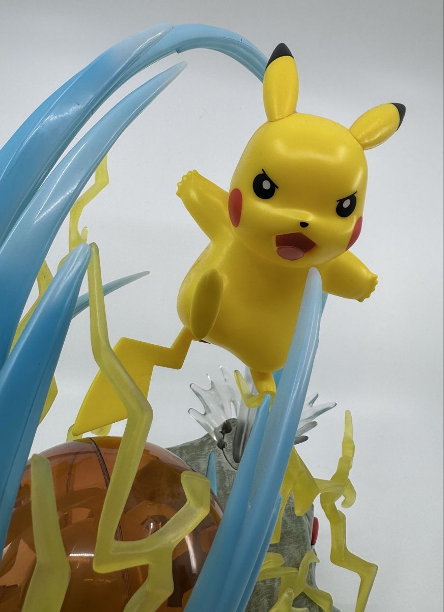 Pokémon Figuren: Pokemon Pikachu Statue von Jazwares – Gebraucht aus Herisau von Seyashop1 5