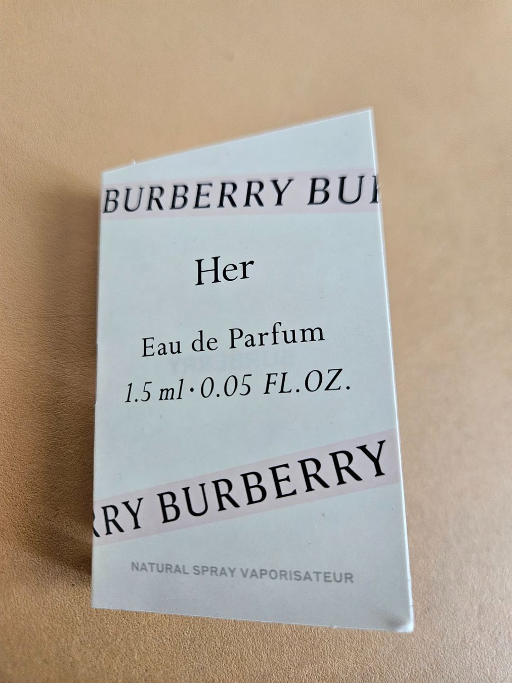 Burberry Parfum & Eau de Toilette: BURBERRY - HER - EAU DE PARFUM - 1.5ML – Neu und originalverpackt aus Aesch BL von Chrutli1