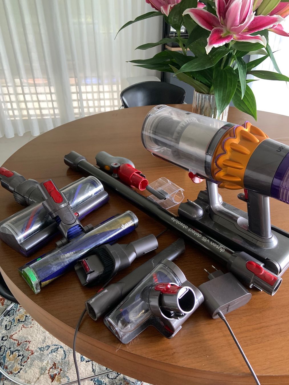 Dyson Aspirapolveri & Accessori: Dyson V15 Detect Absolute Staubsauger – Usato da Grenchen venduto da YoshiSan74 1