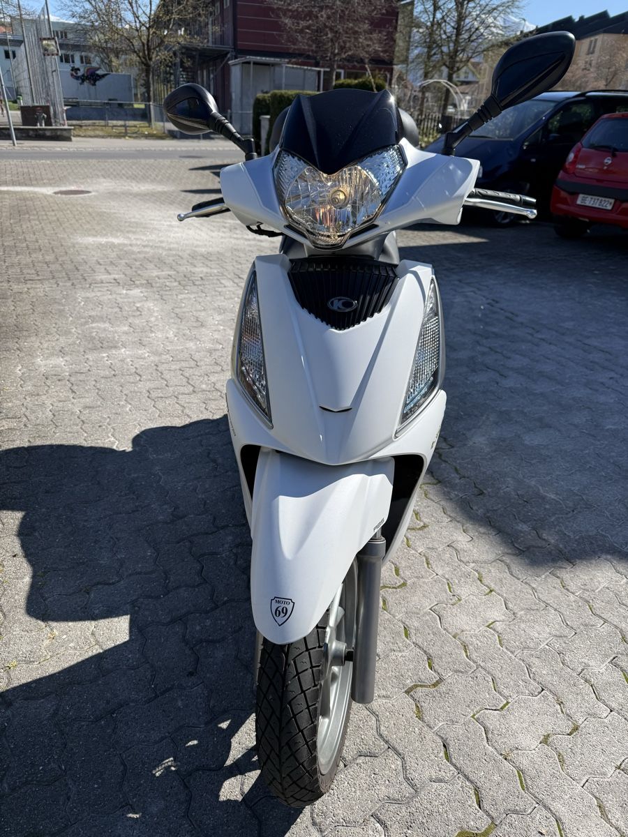 Kymco Scooters: Kymco People GT 300i, Topcase inklusive. – Gebraucht aus Thun von aRealLiveOne 1