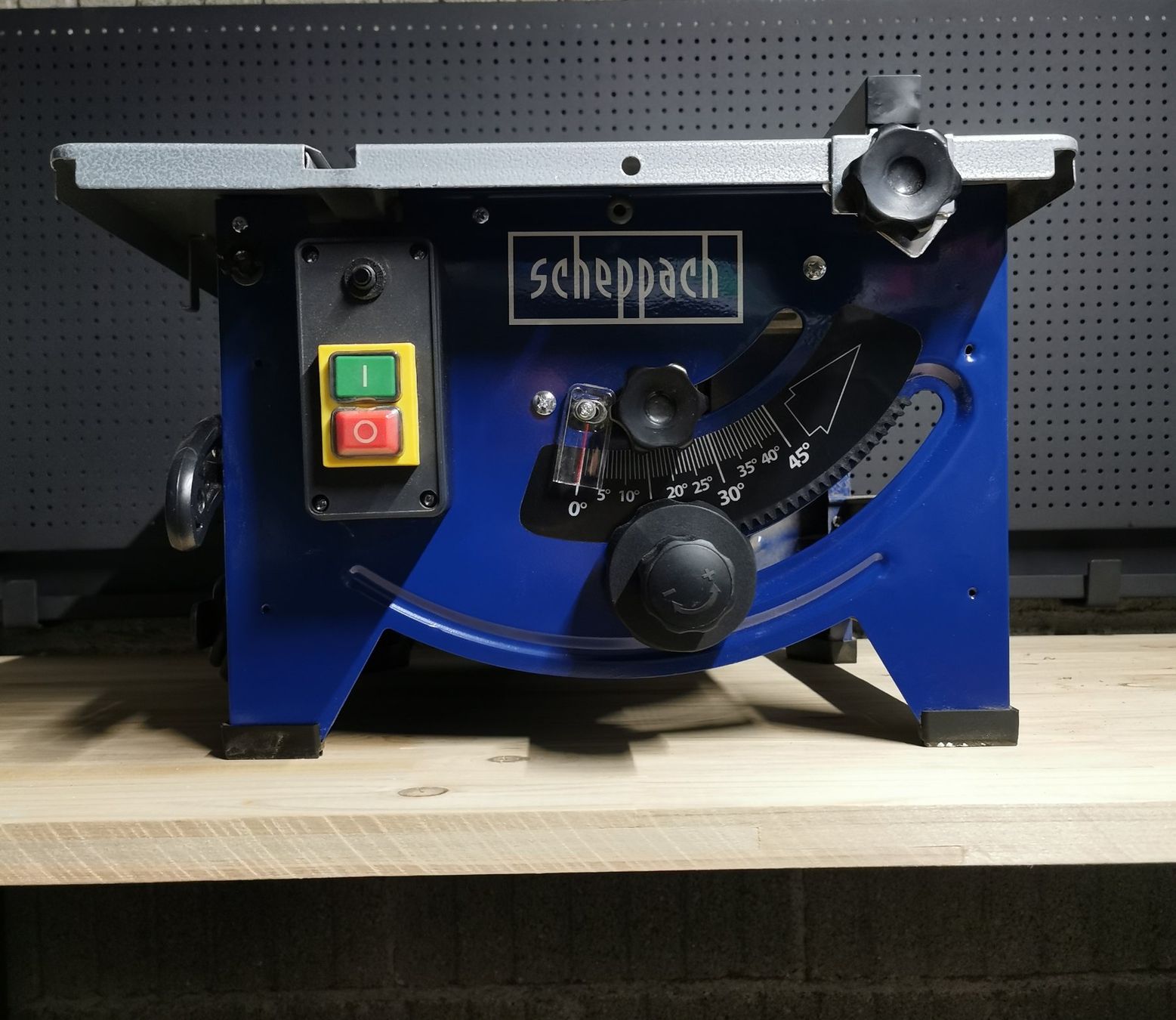 Scheppach Toutes les machines: Scie circulaire de table Scheppach HS80 – D'occasion à Genève par pie_9syz