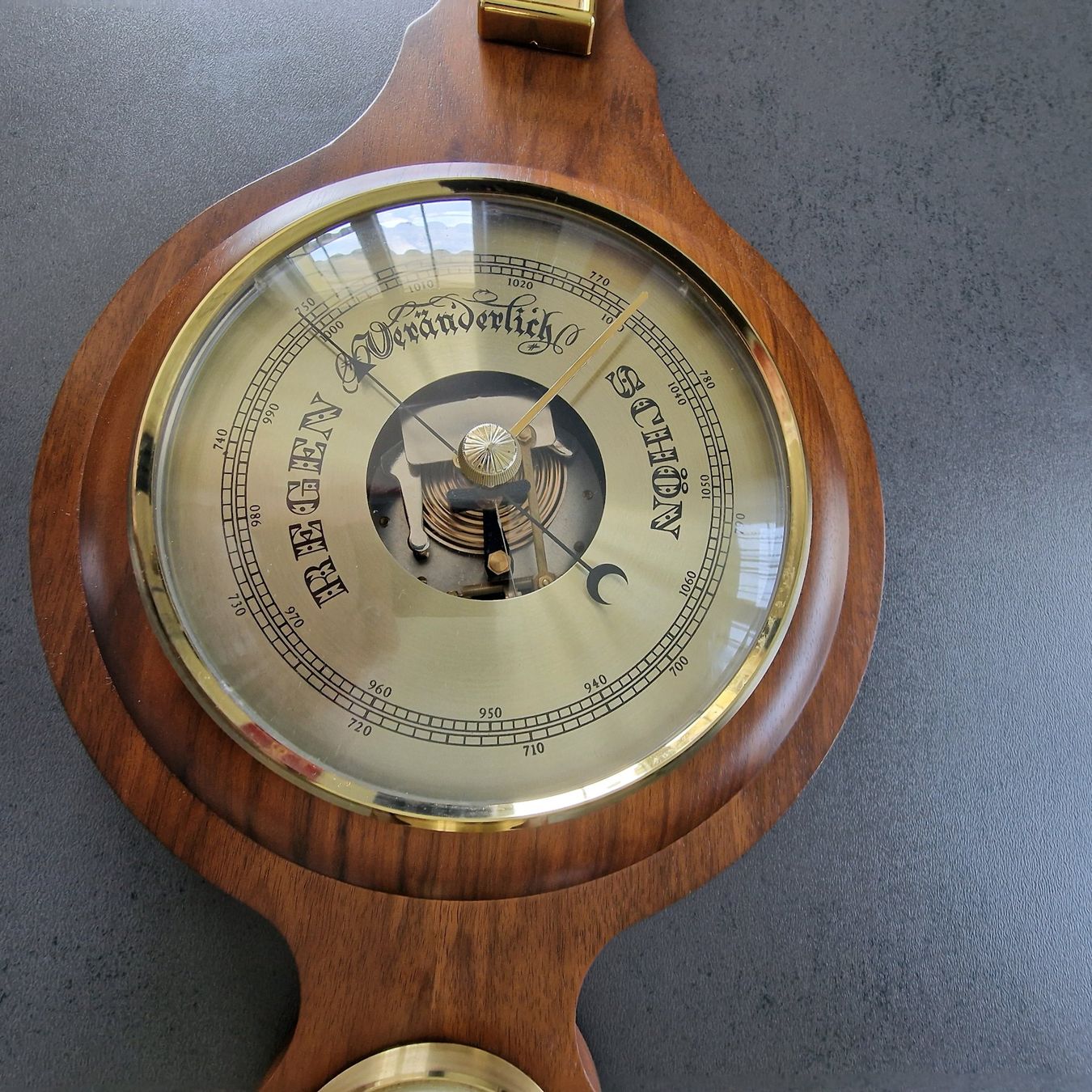 Altro per la casa: Tolle Wetterstation mit Thermometer, Barometer und Hygromete – Usato da Wohlen AG venduto da alphons31 1