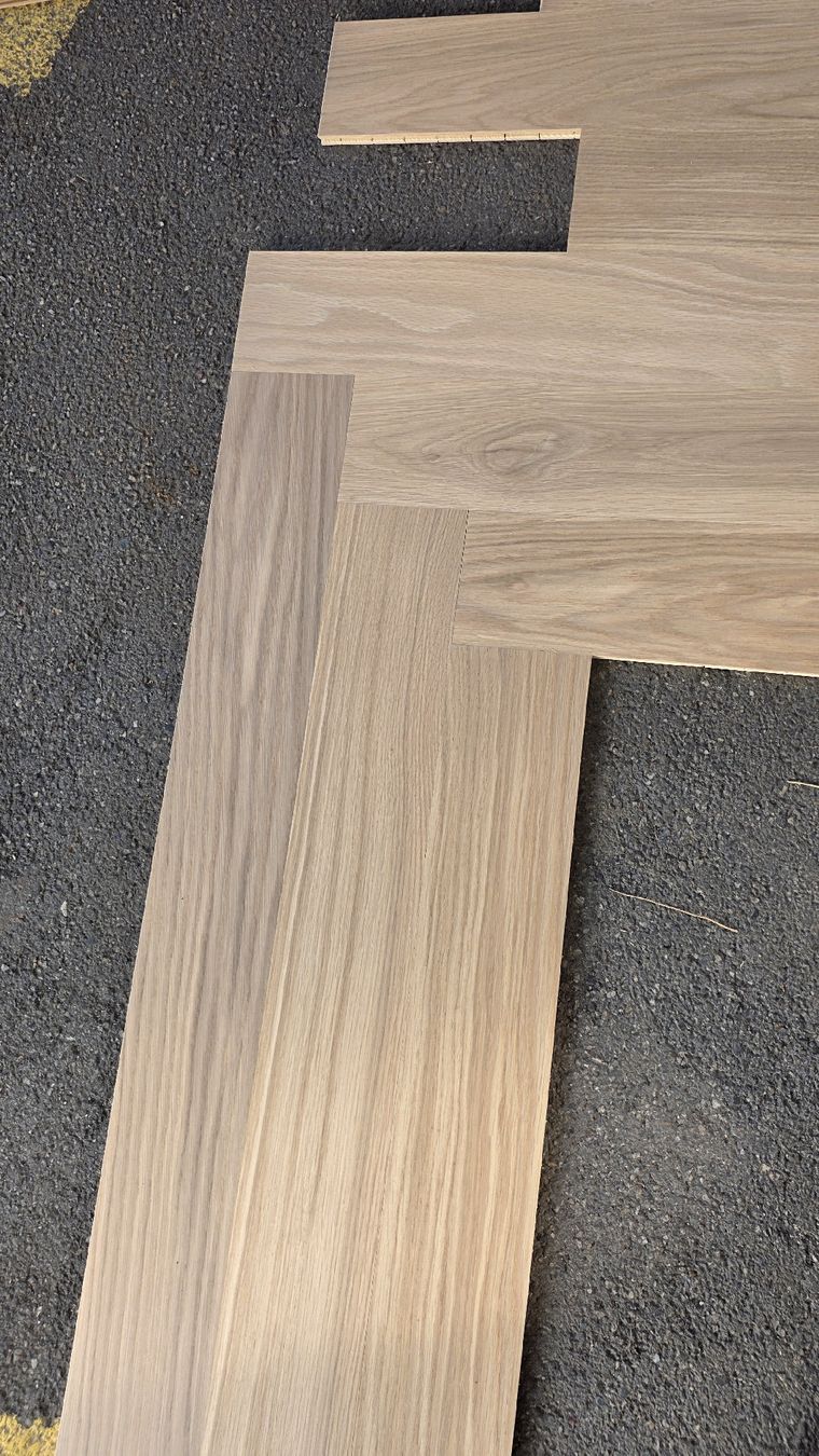 Holzartikel: Fischgrät Parkett 100 Pack / 166 m2 Fr. 8950.00 – Neu und originalverpackt aus Rothrist von swiss-laminat 3