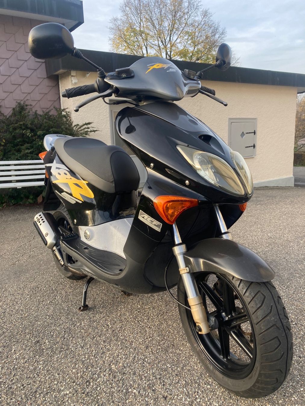 Honda Scooter: Honda szx 50 – Usato da St. Gallen venduto da zx10r 2