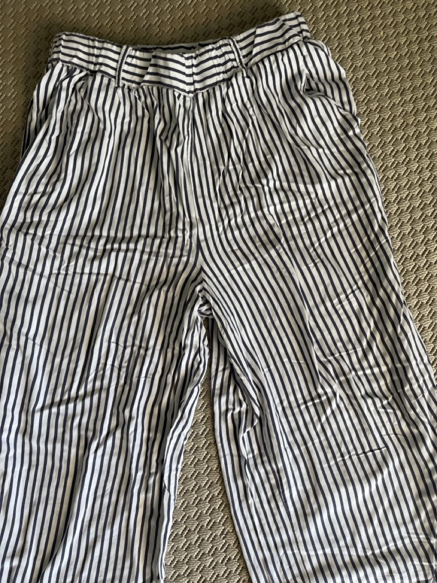 Pantaloni: Gestreifte Sommerhose, Chicorée, M – Usato da Solothurn venduto da Bobesch08 2
