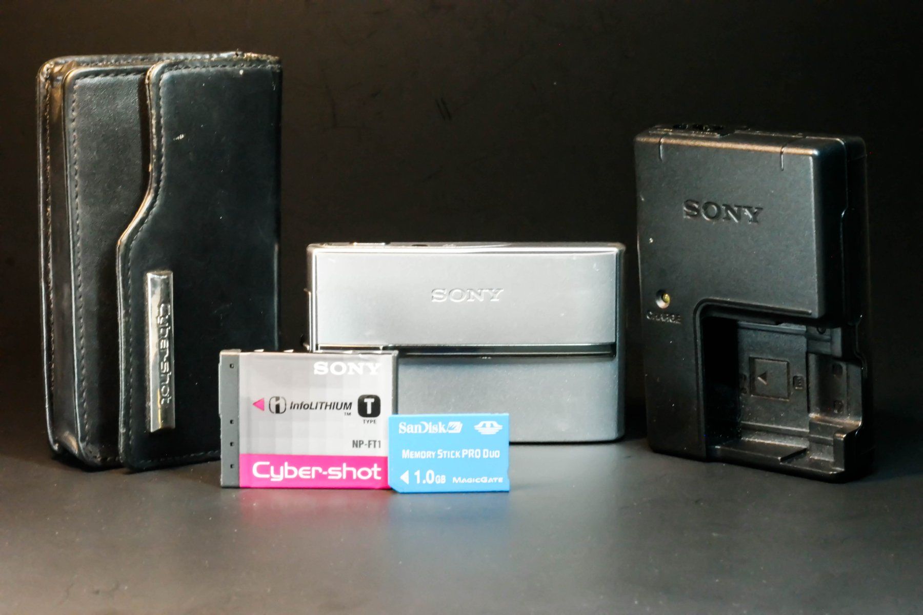 Sony Fotocamera: Sony DSC-T9 Digital Compact Camera – Usato da Thörishaus venduto da vintagger 1