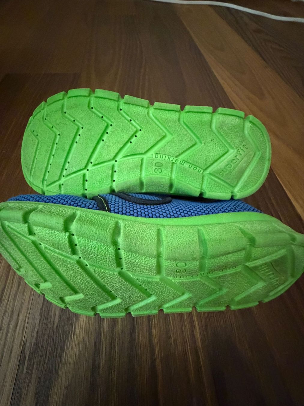 Superfit Schuhe für Jungen: Superfit Finken Grösse 30 – Gebraucht aus Horgen von Auction-Kings 2