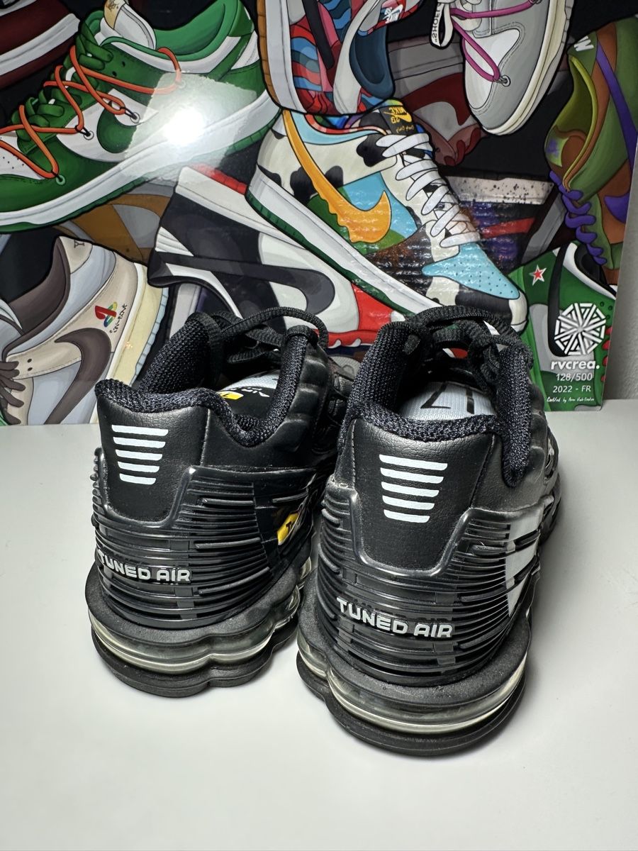 Nike Scarpe da uomo: Nike TN Air Max Plus 3 GS Black/Grey Gr.38 – Nuovo (secondo la descrizione) da Freidorf TG venduto da kickznlacez 3