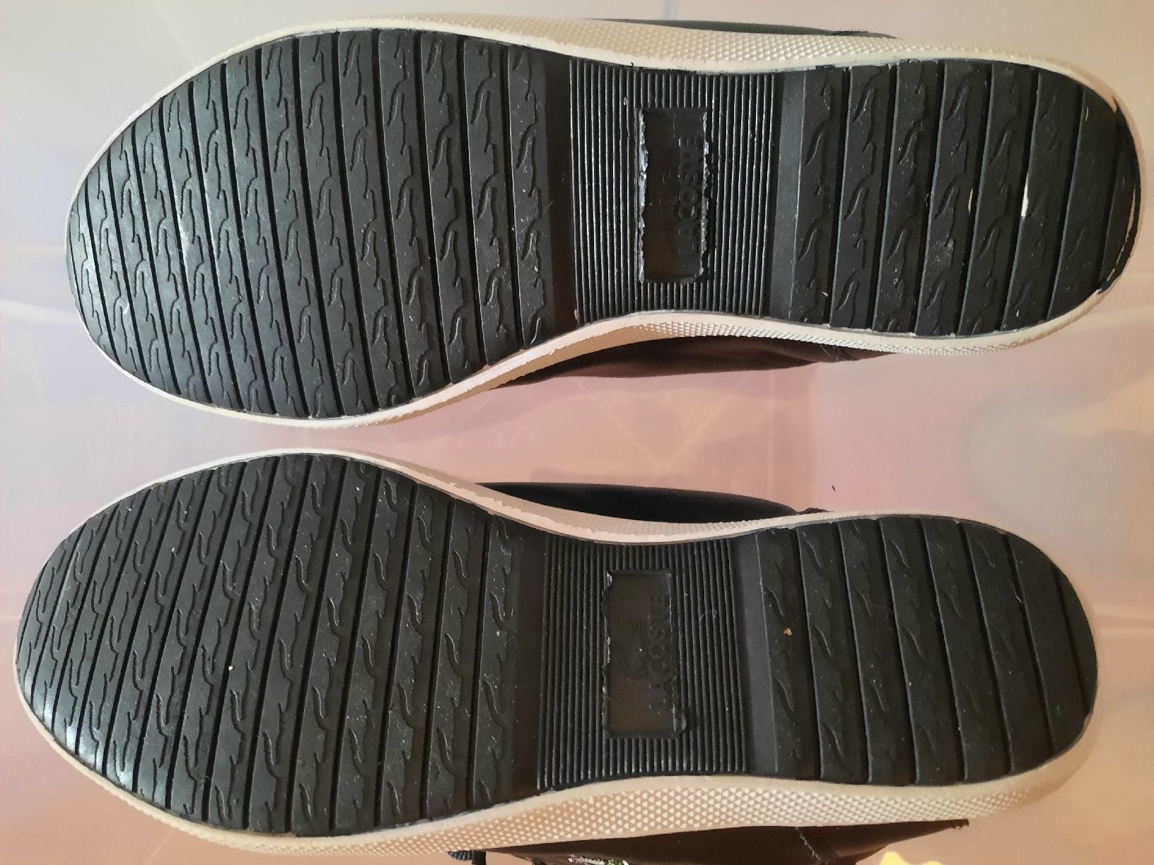 Lacoste Chaussures hommes: Lacoste - chaussures taille 43 – D'occasion à St-Martin FR par karot001 1