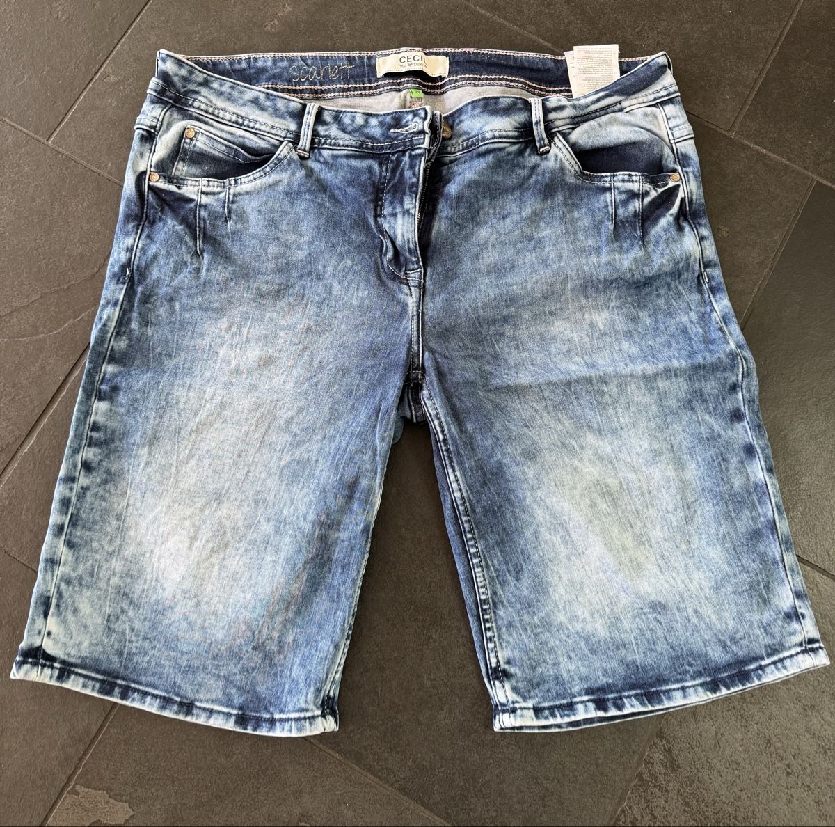 Cecil Jeans: Cecil Jeans-Shorts W34 – Usato da Balsthal venduto da flu33