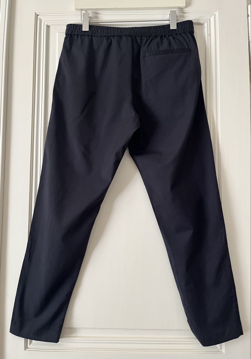 Cos Pantaloni: Pantalon COS – Usato da Lausanne venduto da micou47 1