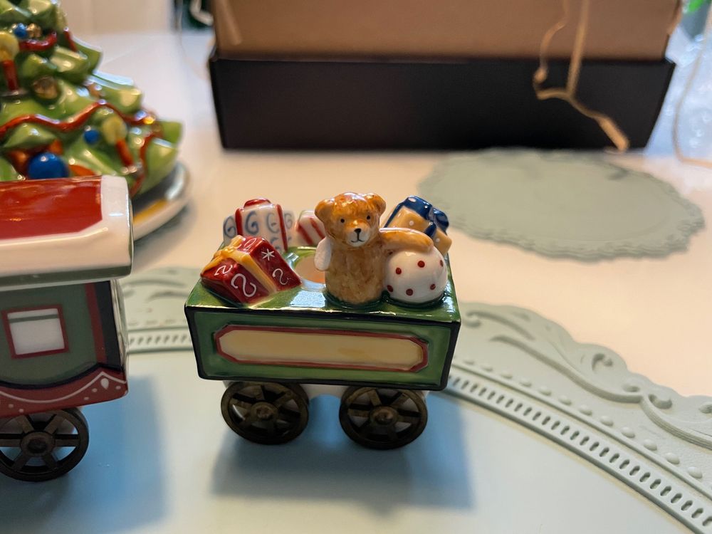 24 Springende Spielzeuge Weihnachten | 8 Motive Jumping Popper | Aufziehspielzeug Für Kinder | Weihnachtsdekoration