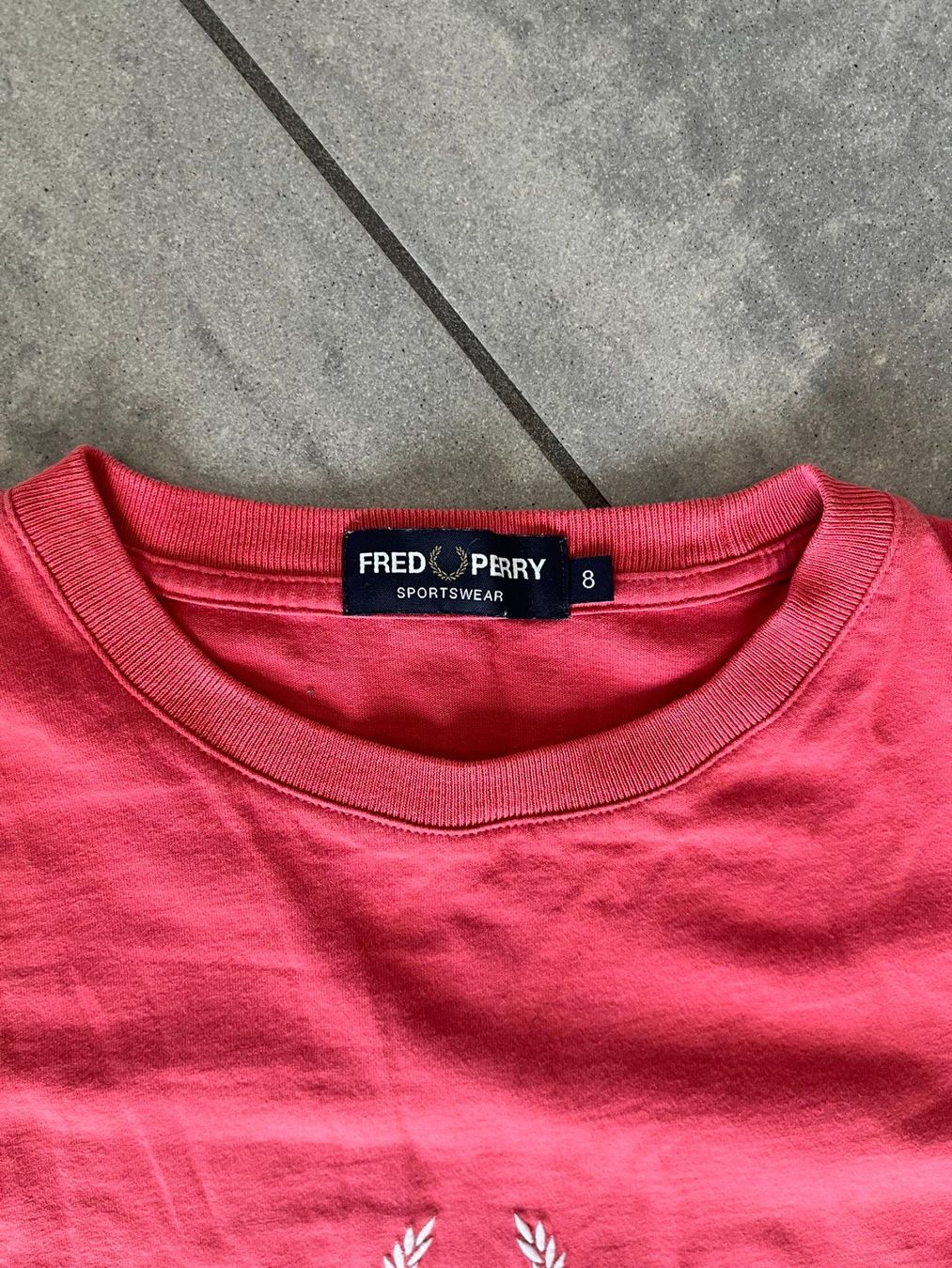 Fred Perry T-shirt: FRED PERRY T-Shirt Pink – Usato da Otelfingen venduto da Denis_ZH 3