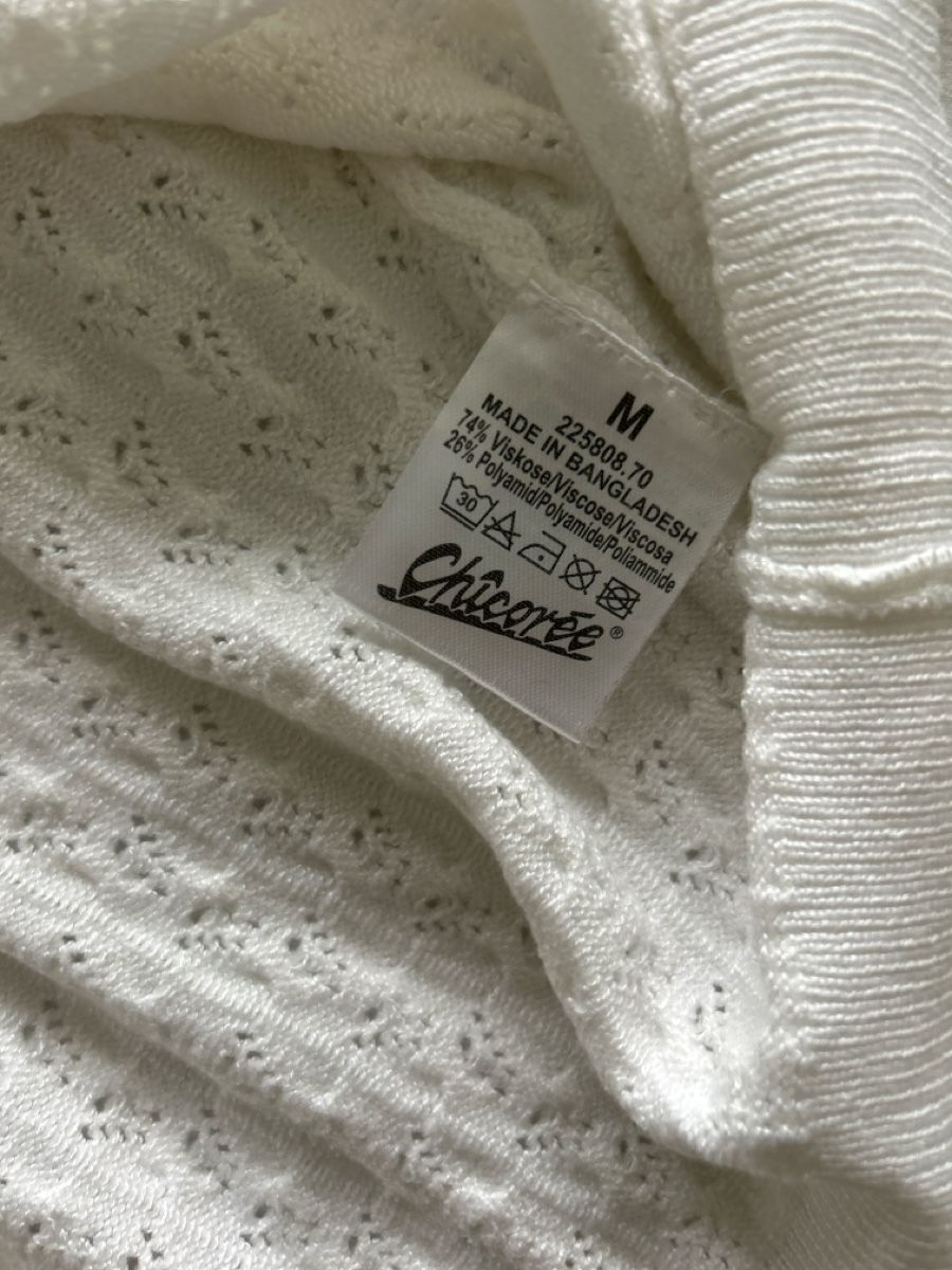 Giacche: Süsses Strickjäggli von Chicoree, Grösse M, weiss – Nuovo (secondo la descrizione) da Erlinsbach SO venduto da hallon480 2
