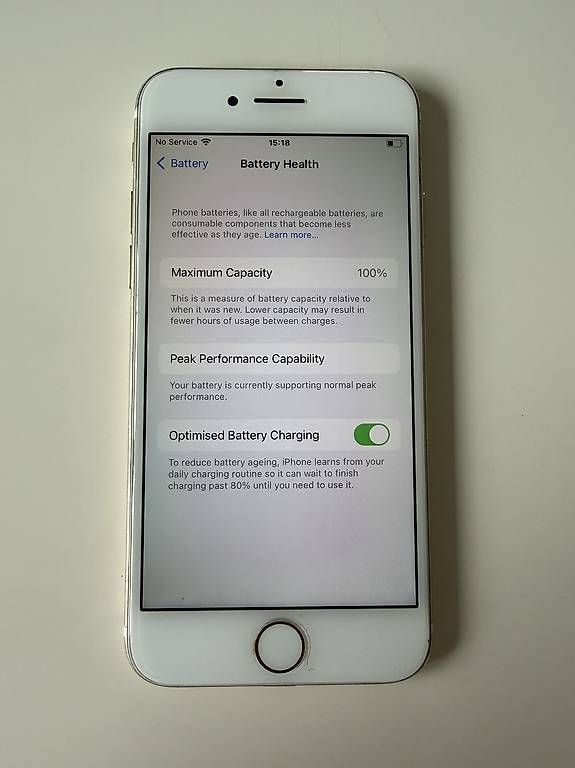 Apple Portables: Iphone 7 Akku 100% – D'occasion à St. Gallen par lei_529d 1