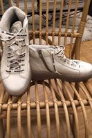 Neuwertige Sneakers Plattform von P448  Grösse 39,