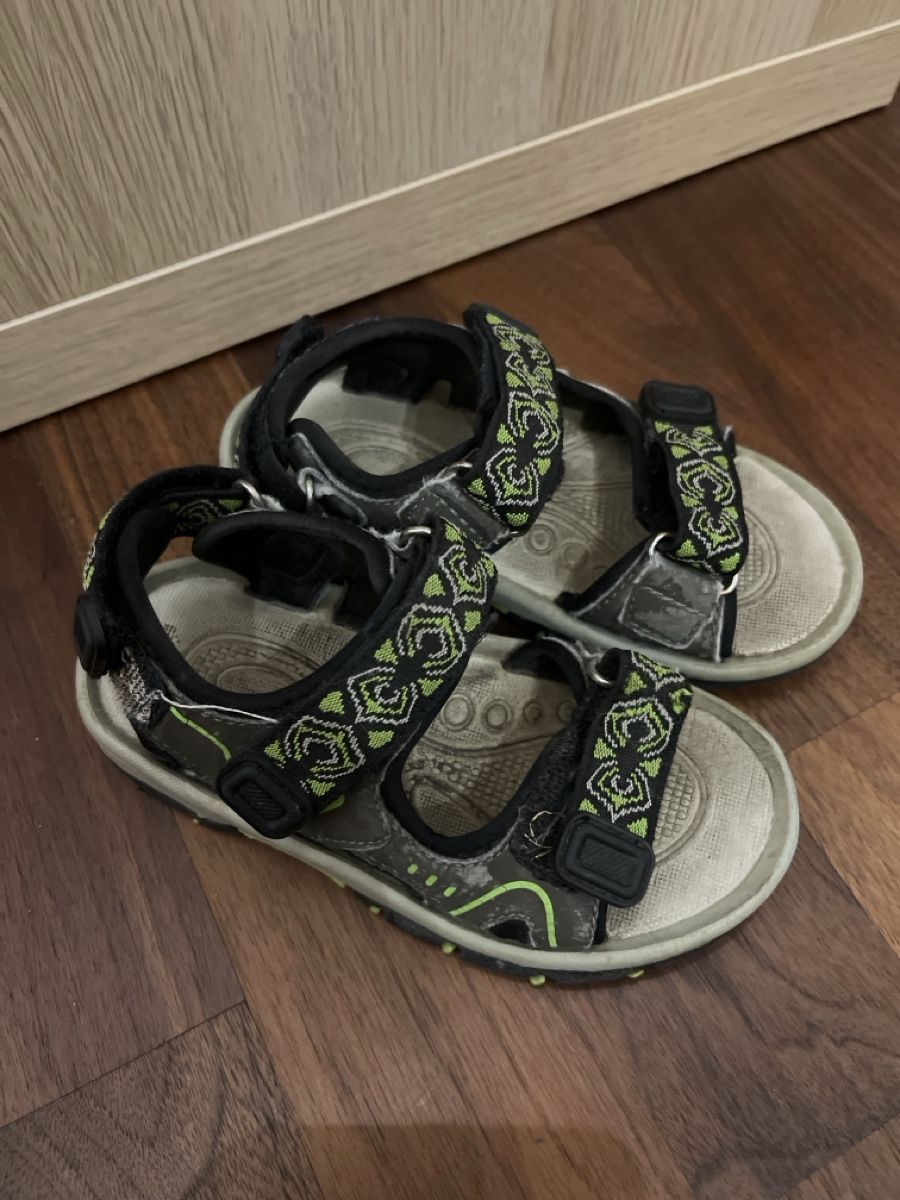 Scarpe da uomo: Sandalen 26 – Usato da Andelfingen venduto da estark