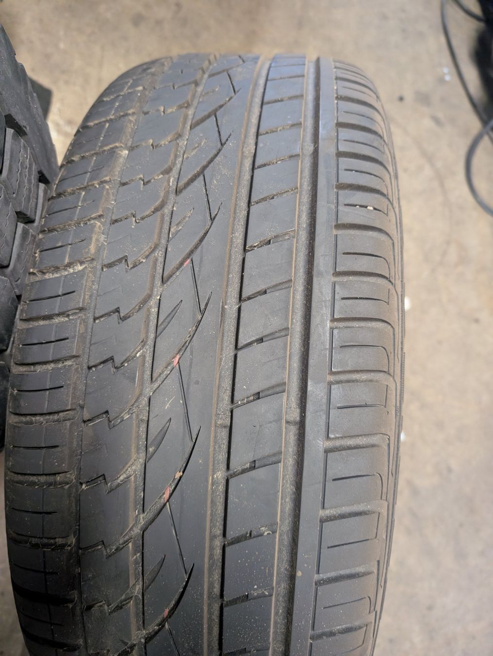 Continental Pneumatici & Ruote complete: Sommerreifen 265/50R20 – Usato da Bazenheid venduto da tschortsch008 1