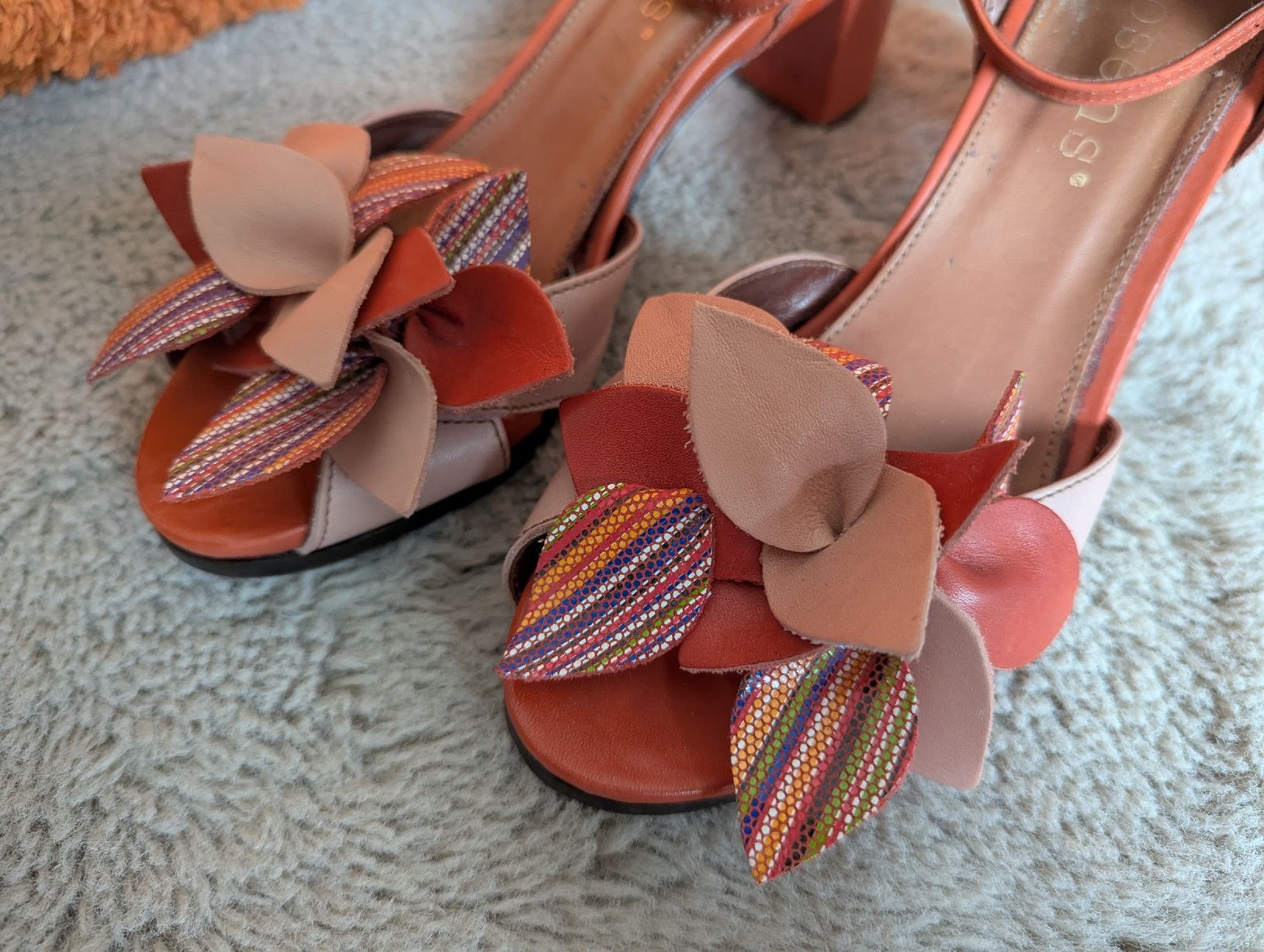 Neosens Scarpe da donna: chaussures neosens 39 – Usato da Montreux venduto da dem_gyt9 3