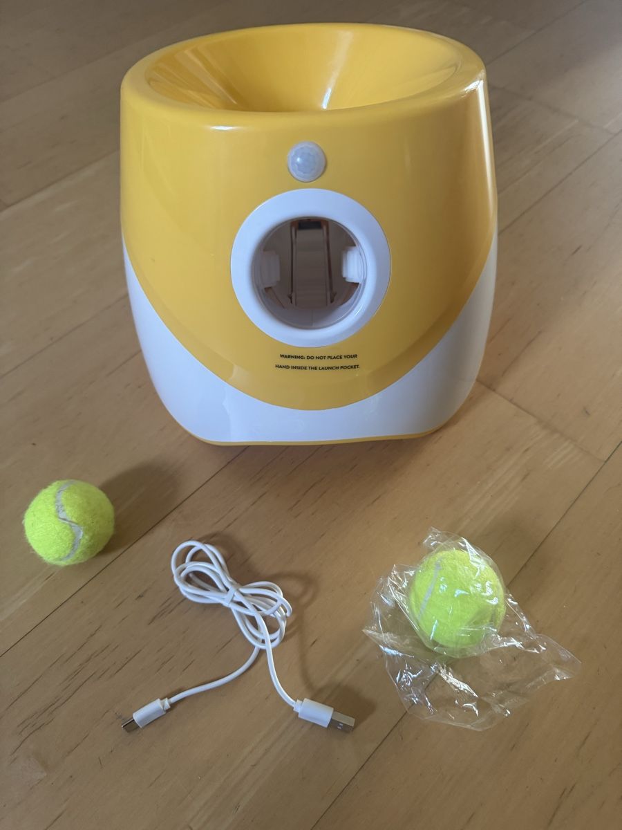 Giocattoli: Ball Wurfmachine für Tiere – Nuovo (secondo la descrizione) da Pfungen venduto da HM-Auctioneer