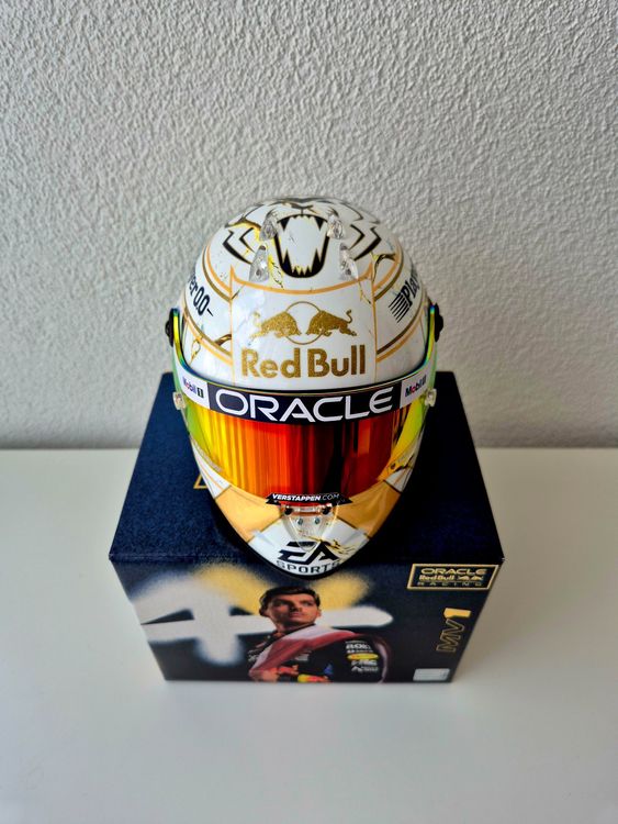 F1 Max VERSTAPPEN 1:2 Helm Red Bull WELTMEISTER 24 Formel 1 (Neu und ...
