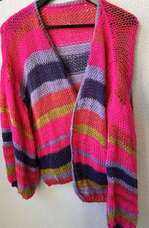 Hand Made Pullover ✨ size M