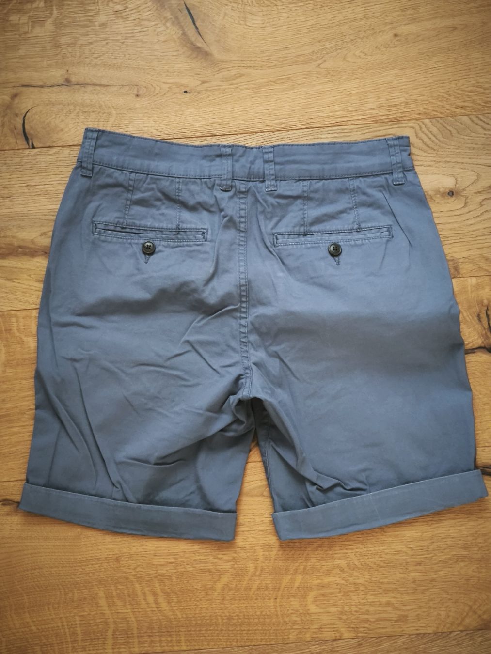 Selected Pantaloni: Sommer-Shorts SELECTED Gr. S, Top Zustand. – Usato da Rorschach venduto da Settowin 1