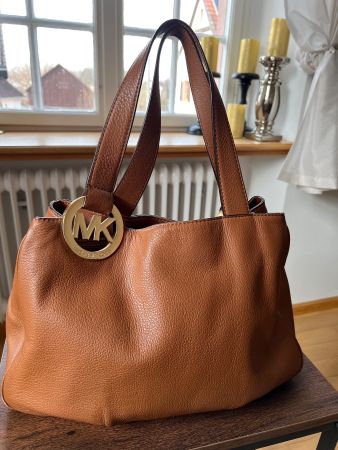 Handtasche