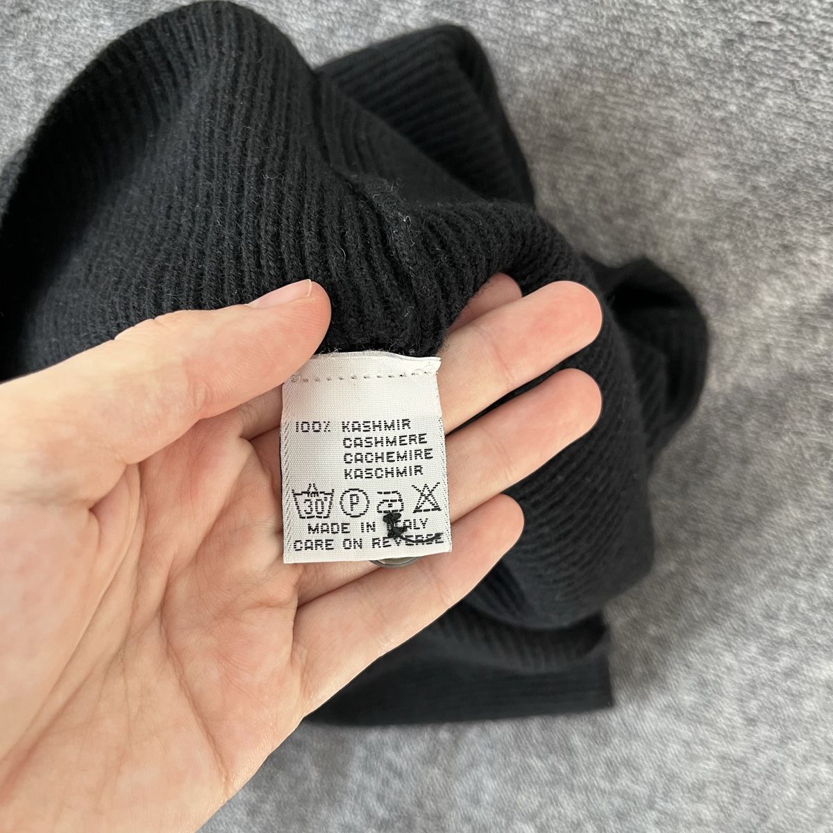 Jil Sander Gilets & Westen: Jil Sander Cashmere Vest – Neu (gemäss Beschreibung) aus Zug von saskia-chiara 4