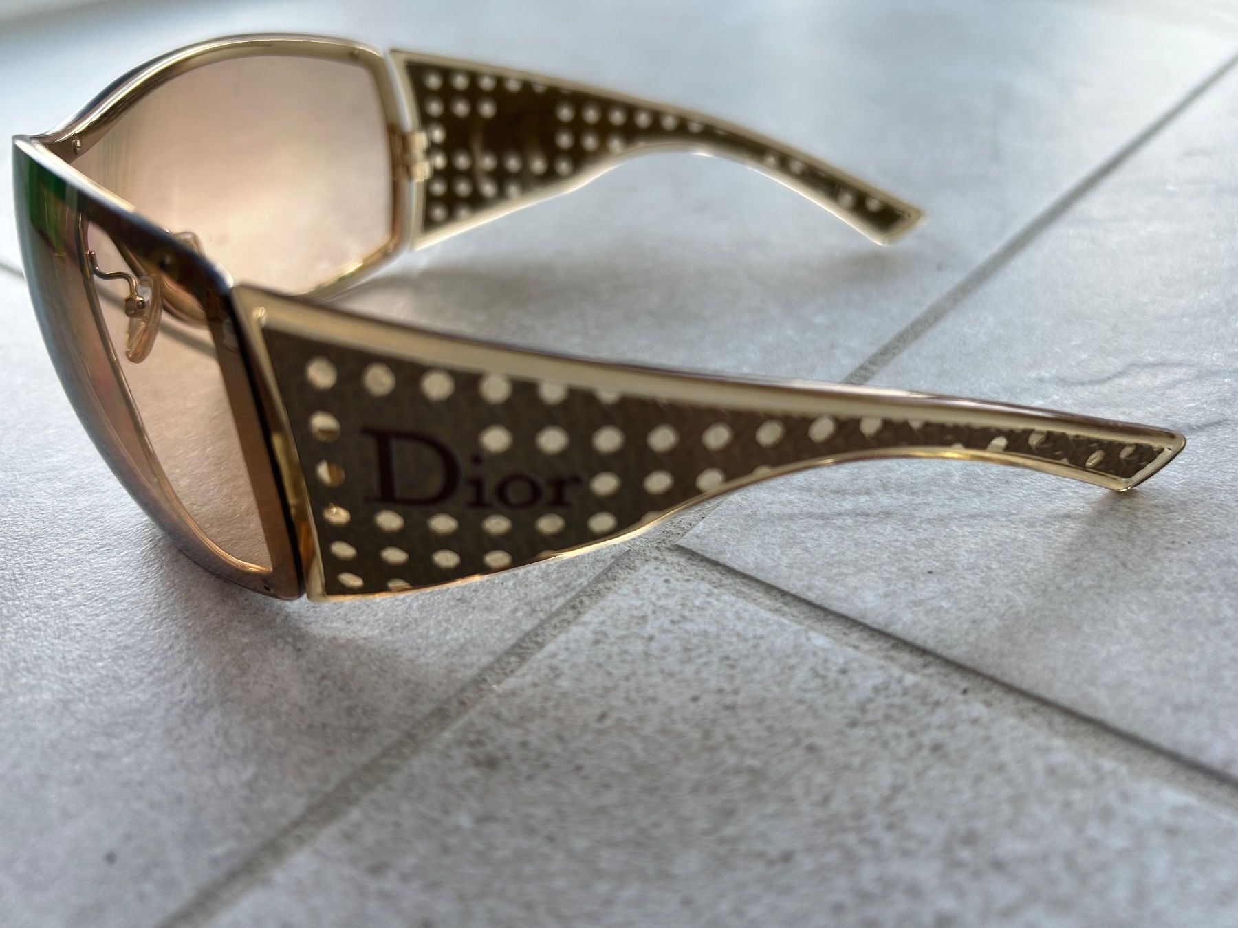 Dior Occhiali & Lenti: Dior Sonnenbrille Gold – Usato da Wila venduto da mic_xg2f 1