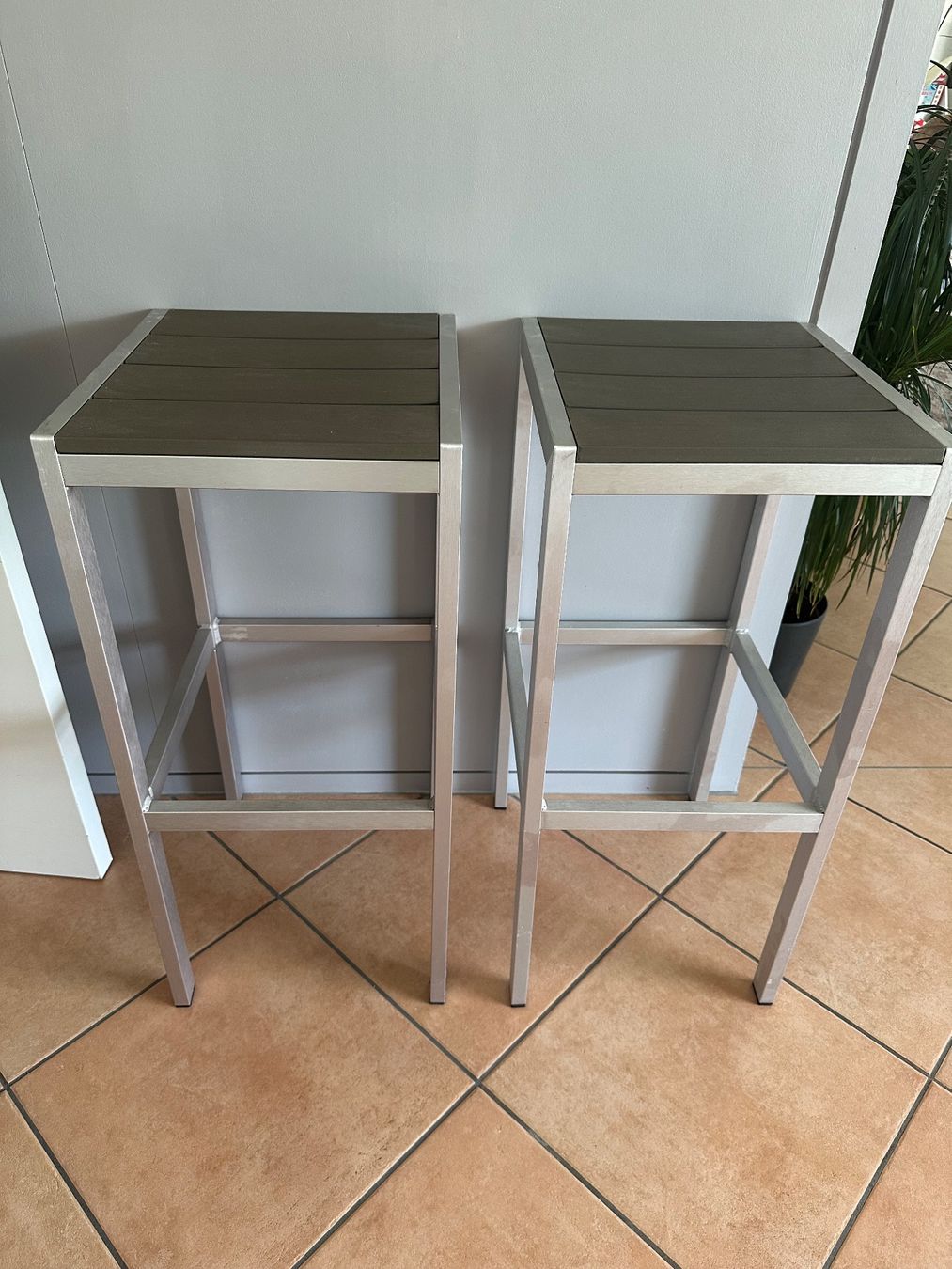 Sgabelli: Hocker – Usato da Hergiswil NW venduto da lau_qsy9 2