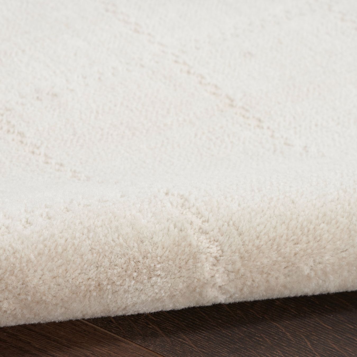 Teppiche: TEPPICH – Neu (gemäss Beschreibung) aus Zürich von NE-0 3